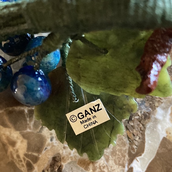 Vintage Wired Grape Cluster looks like Jade made by Glanz - Picture 5 of 5